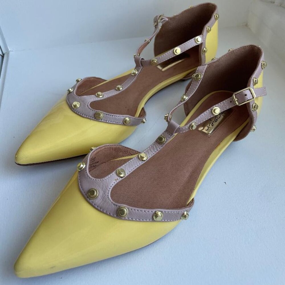 Halogen Yellow Studded T-Strap Pointed Toe Flats – Size 8